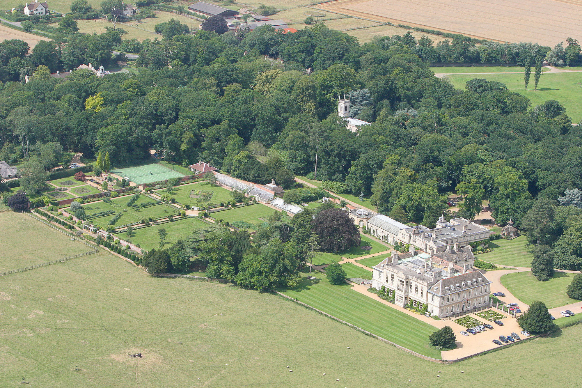 Stapleford Park Hotel & Spa Мелтон-Моубрей Экстерьер фото