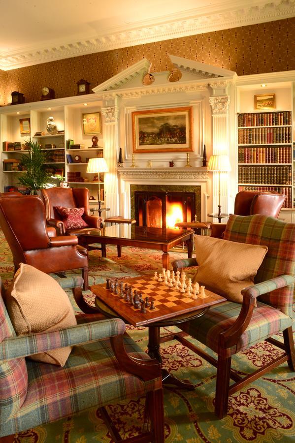 Stapleford Park Hotel & Spa Мелтон-Моубрей Экстерьер фото